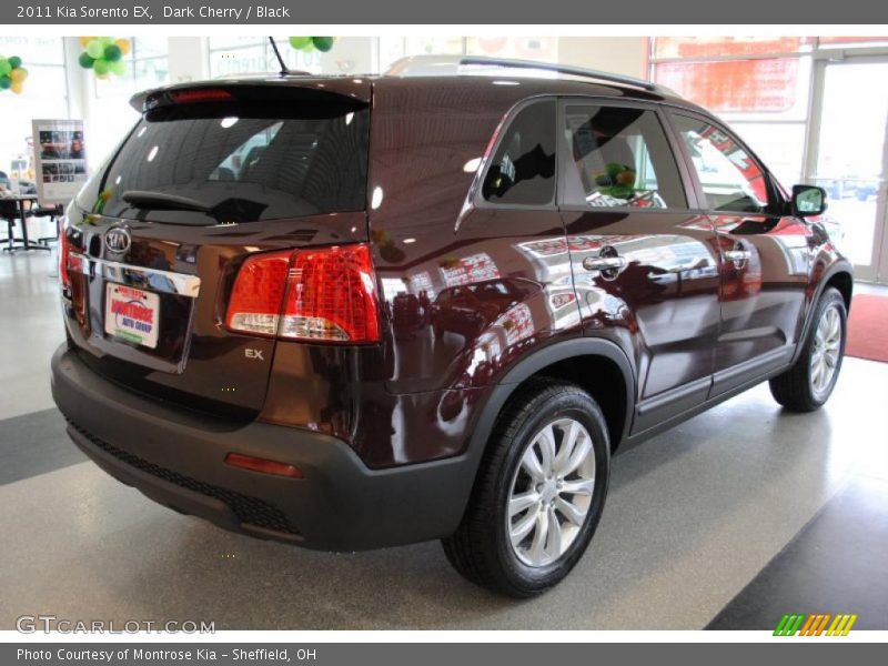 Dark Cherry / Black 2011 Kia Sorento EX