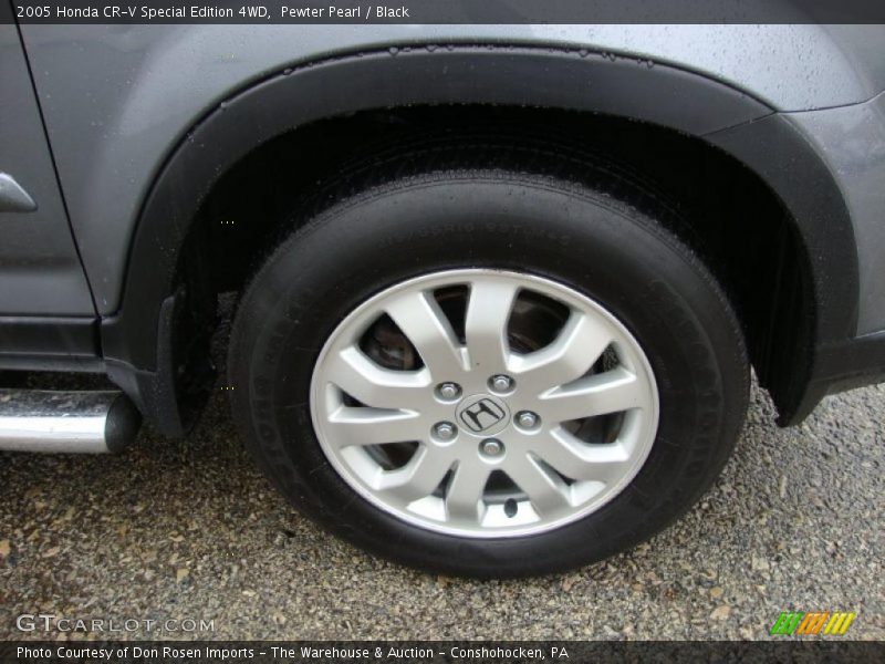 Pewter Pearl / Black 2005 Honda CR-V Special Edition 4WD