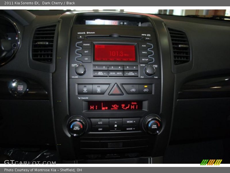 Dark Cherry / Black 2011 Kia Sorento EX