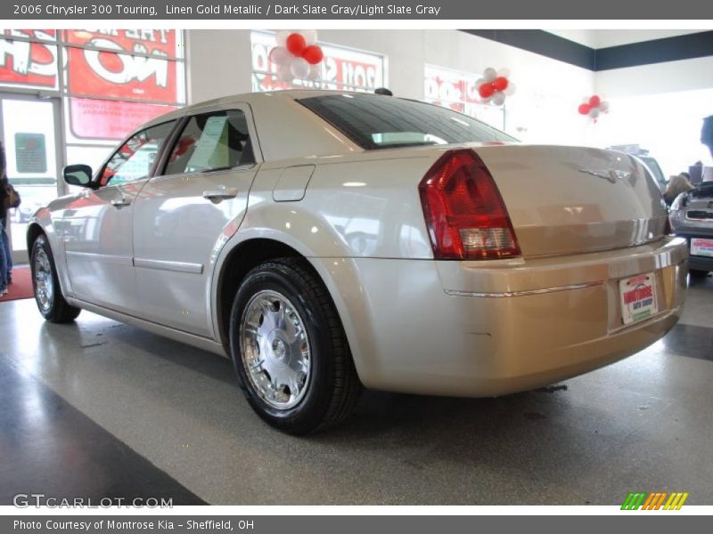 Linen Gold Metallic / Dark Slate Gray/Light Slate Gray 2006 Chrysler 300 Touring