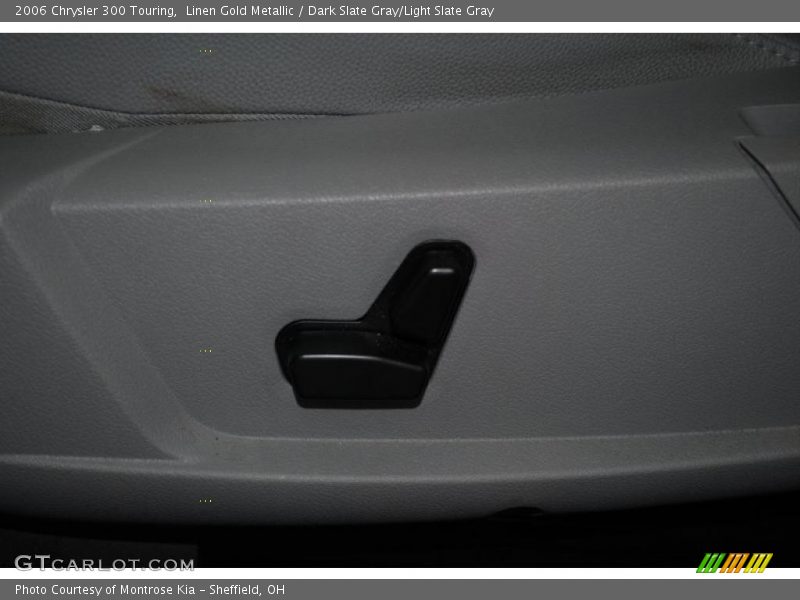 Linen Gold Metallic / Dark Slate Gray/Light Slate Gray 2006 Chrysler 300 Touring