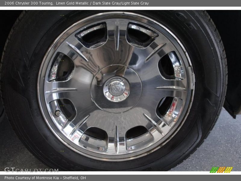 Linen Gold Metallic / Dark Slate Gray/Light Slate Gray 2006 Chrysler 300 Touring