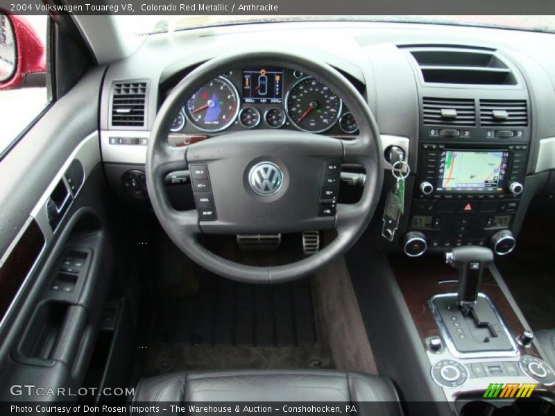 Colorado Red Metallic / Anthracite 2004 Volkswagen Touareg V8