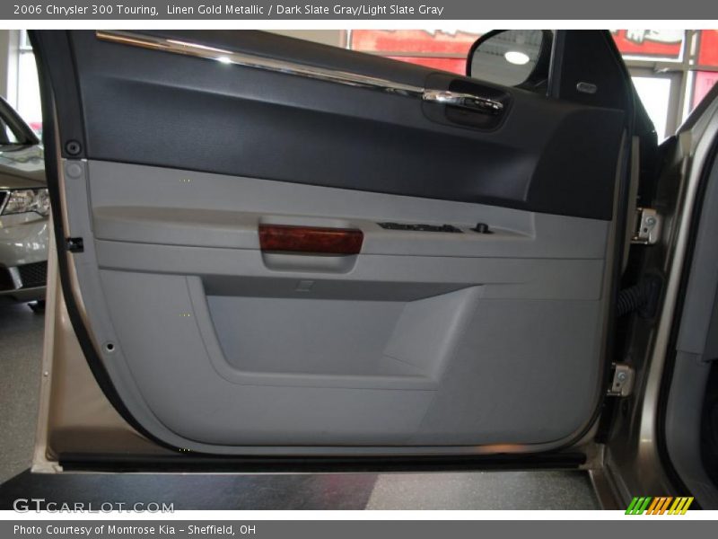 Linen Gold Metallic / Dark Slate Gray/Light Slate Gray 2006 Chrysler 300 Touring