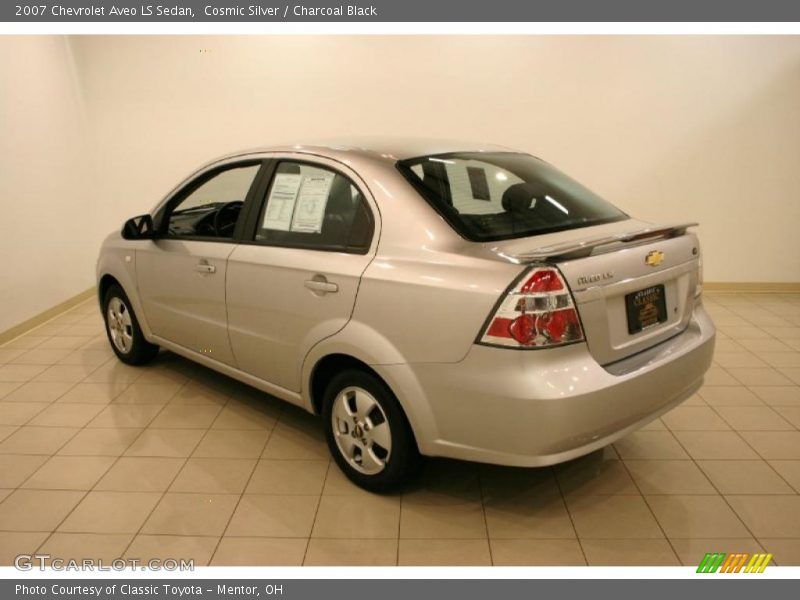 Cosmic Silver / Charcoal Black 2007 Chevrolet Aveo LS Sedan