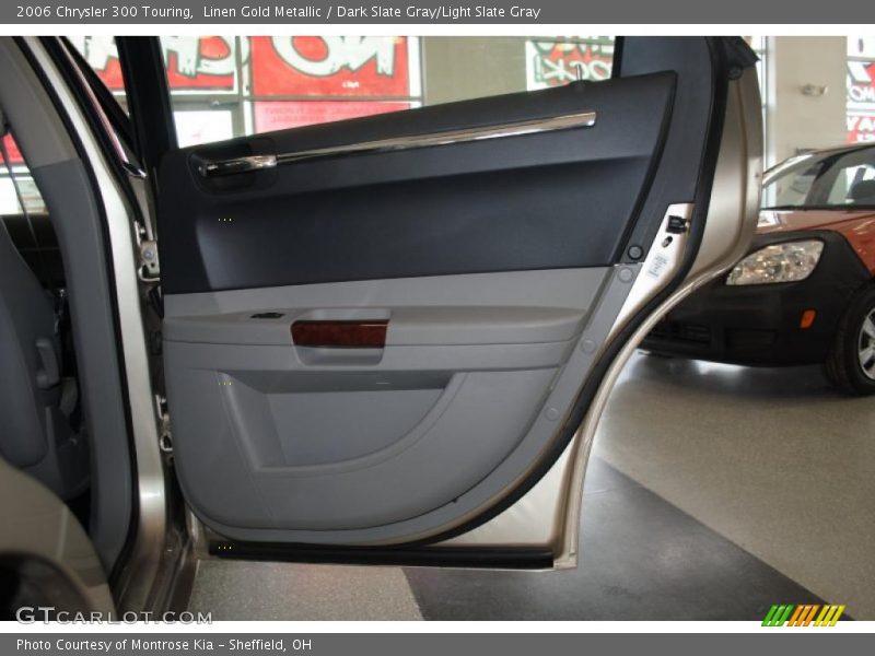 Linen Gold Metallic / Dark Slate Gray/Light Slate Gray 2006 Chrysler 300 Touring