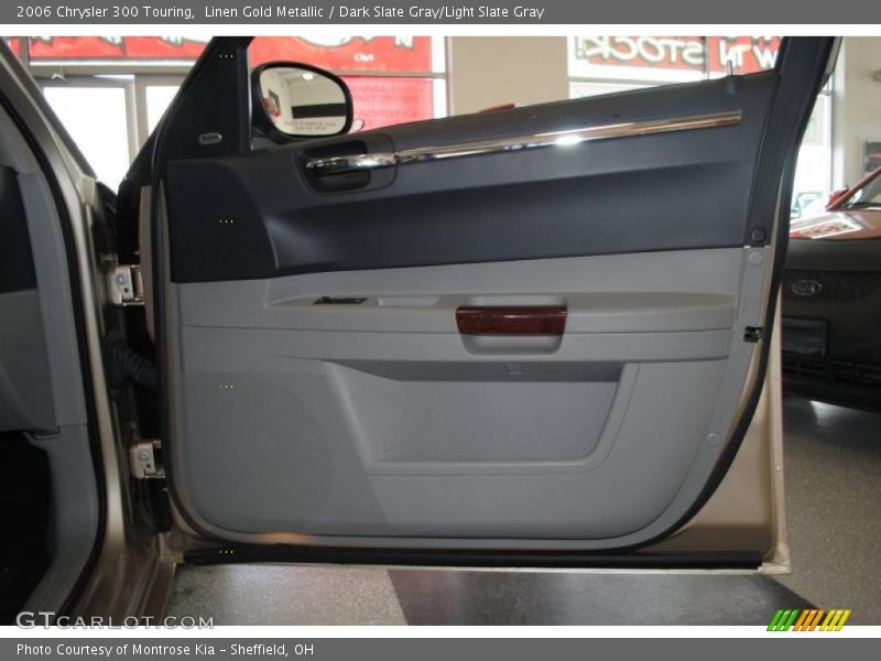 Linen Gold Metallic / Dark Slate Gray/Light Slate Gray 2006 Chrysler 300 Touring