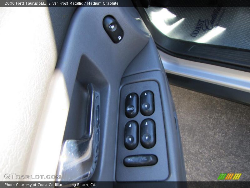 Silver Frost Metallic / Medium Graphite 2000 Ford Taurus SEL