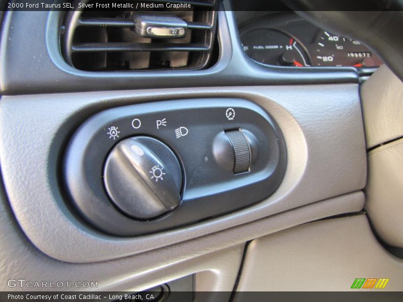 Silver Frost Metallic / Medium Graphite 2000 Ford Taurus SEL