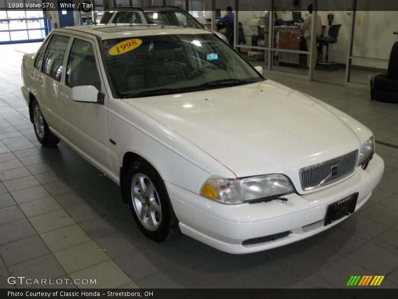 White / Tan 1998 Volvo S70