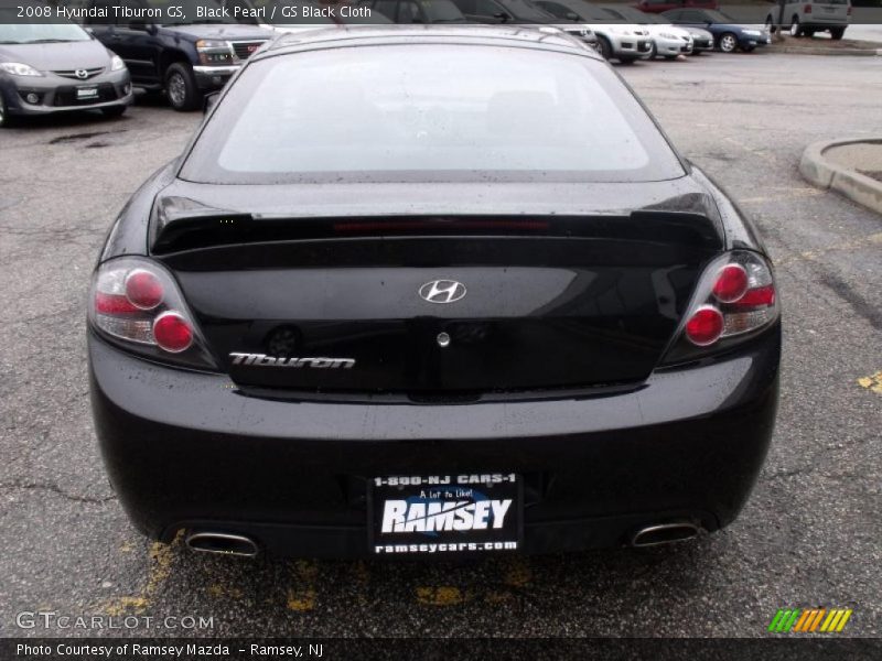 Black Pearl / GS Black Cloth 2008 Hyundai Tiburon GS
