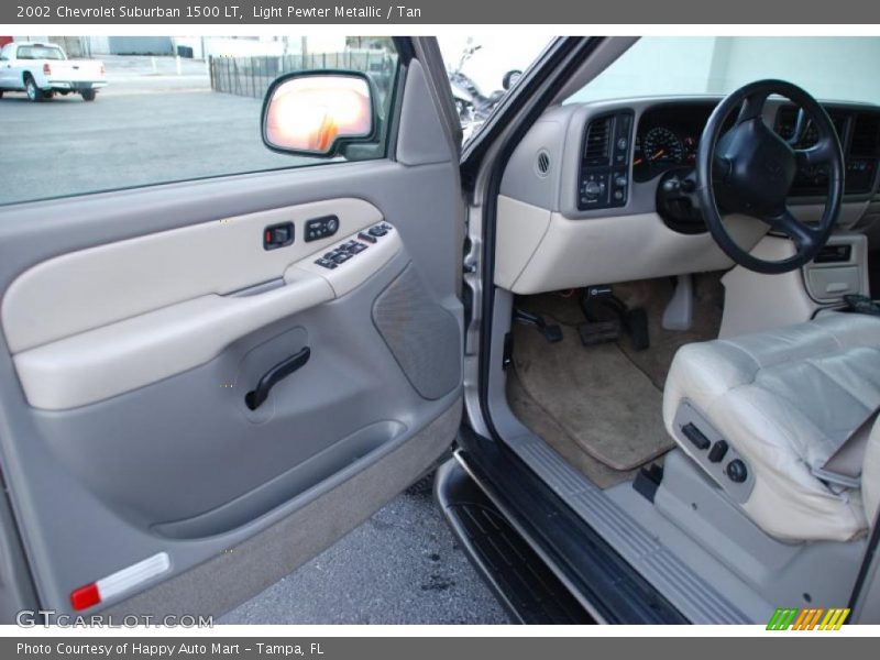Light Pewter Metallic / Tan 2002 Chevrolet Suburban 1500 LT