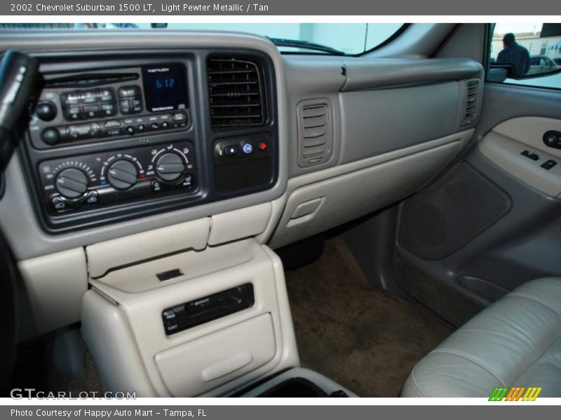 Light Pewter Metallic / Tan 2002 Chevrolet Suburban 1500 LT