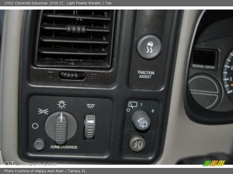 Light Pewter Metallic / Tan 2002 Chevrolet Suburban 1500 LT