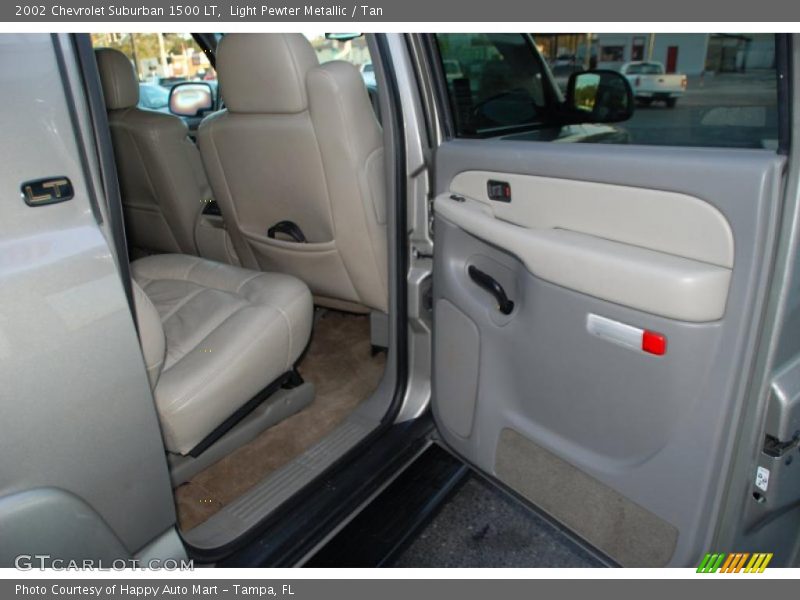 Light Pewter Metallic / Tan 2002 Chevrolet Suburban 1500 LT