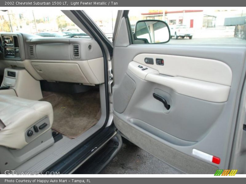 Light Pewter Metallic / Tan 2002 Chevrolet Suburban 1500 LT
