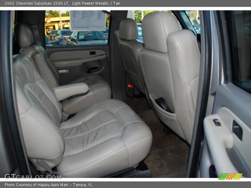 Light Pewter Metallic / Tan 2002 Chevrolet Suburban 1500 LT