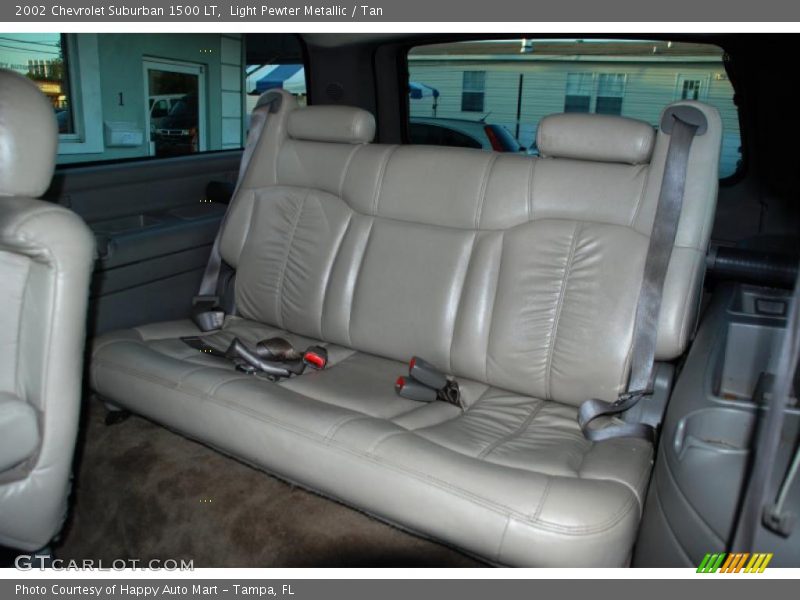 Light Pewter Metallic / Tan 2002 Chevrolet Suburban 1500 LT
