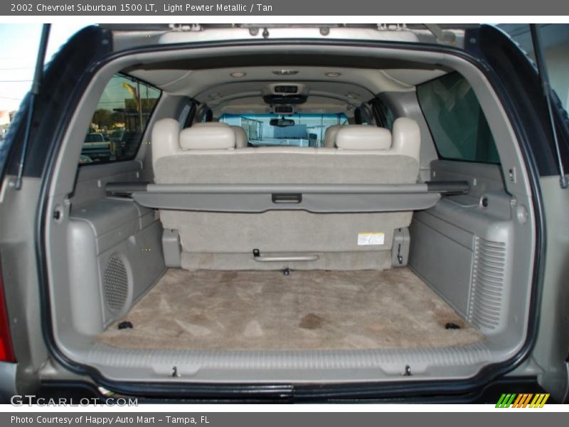 Light Pewter Metallic / Tan 2002 Chevrolet Suburban 1500 LT