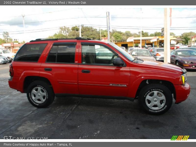Victory Red / Medium Oak 2002 Chevrolet TrailBlazer LS