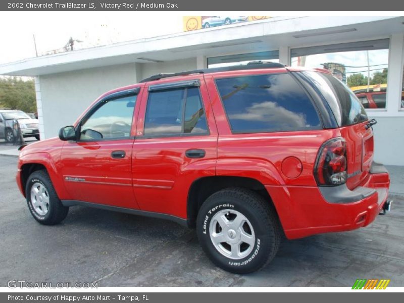Victory Red / Medium Oak 2002 Chevrolet TrailBlazer LS