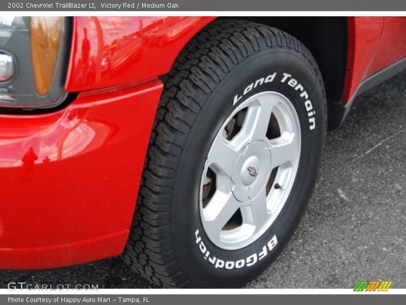 Victory Red / Medium Oak 2002 Chevrolet TrailBlazer LS
