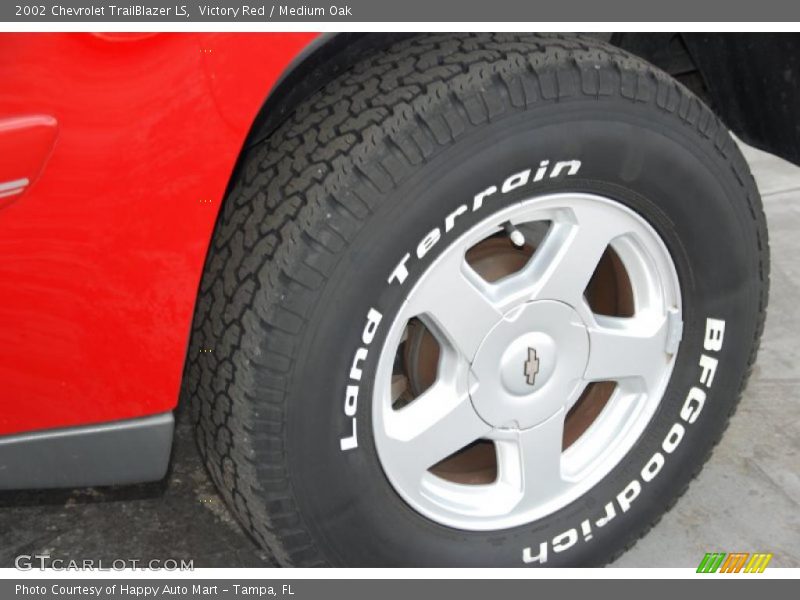 Victory Red / Medium Oak 2002 Chevrolet TrailBlazer LS
