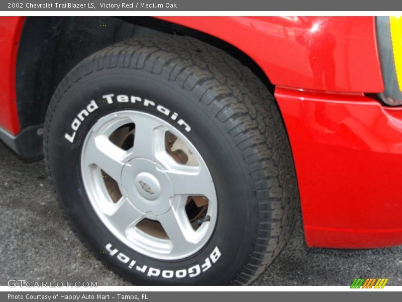 Victory Red / Medium Oak 2002 Chevrolet TrailBlazer LS