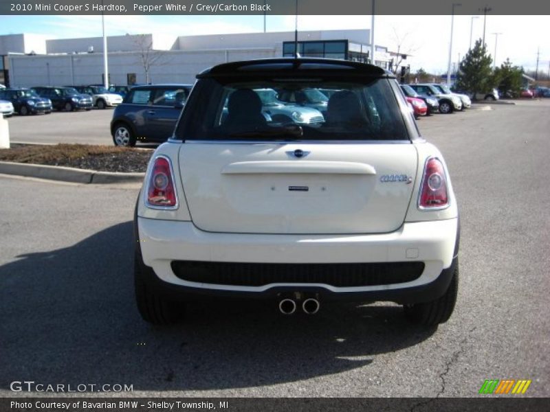 Pepper White / Grey/Carbon Black 2010 Mini Cooper S Hardtop