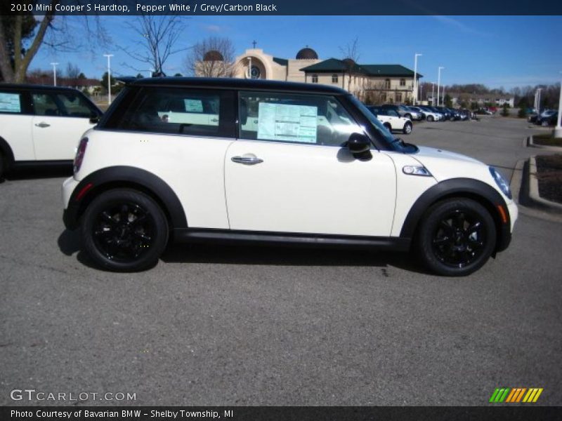 Pepper White / Grey/Carbon Black 2010 Mini Cooper S Hardtop