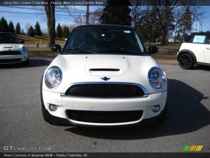 Pepper White / Grey/Carbon Black 2010 Mini Cooper S Hardtop