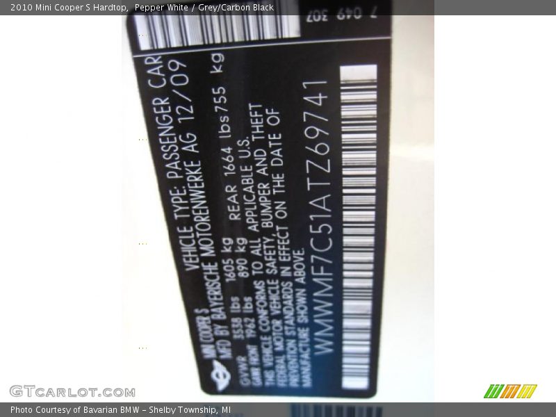 Pepper White / Grey/Carbon Black 2010 Mini Cooper S Hardtop