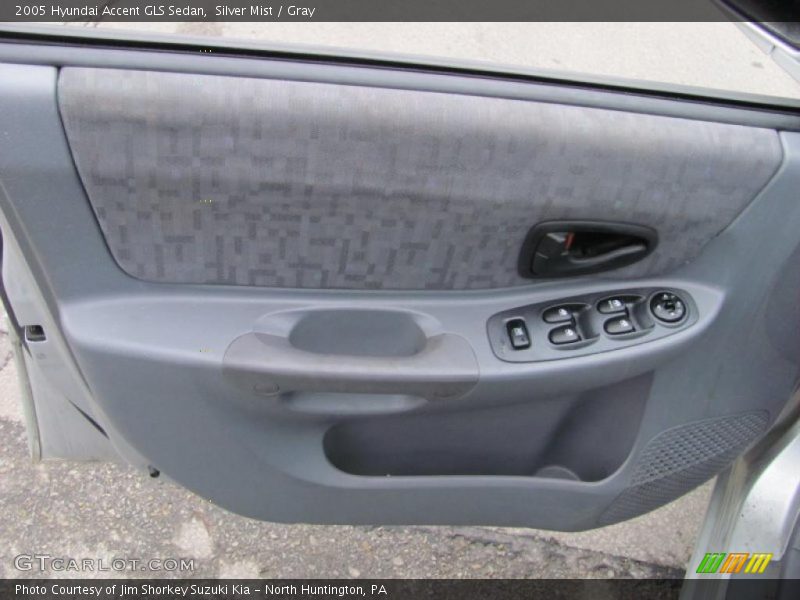 Silver Mist / Gray 2005 Hyundai Accent GLS Sedan