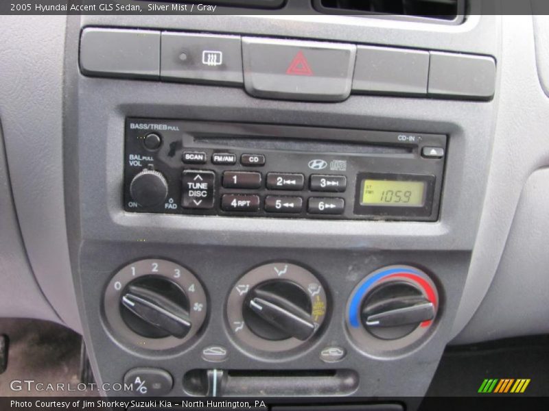 Silver Mist / Gray 2005 Hyundai Accent GLS Sedan