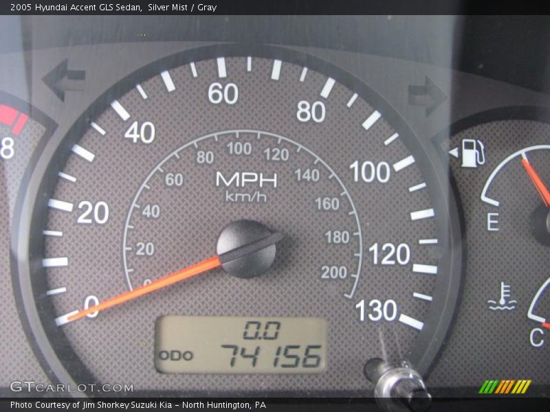 Silver Mist / Gray 2005 Hyundai Accent GLS Sedan