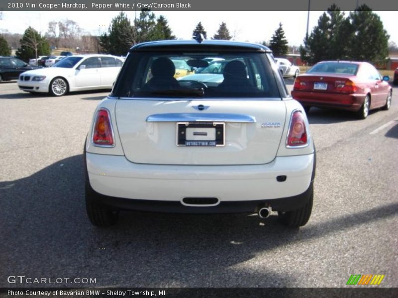 Pepper White / Grey/Carbon Black 2010 Mini Cooper Hardtop