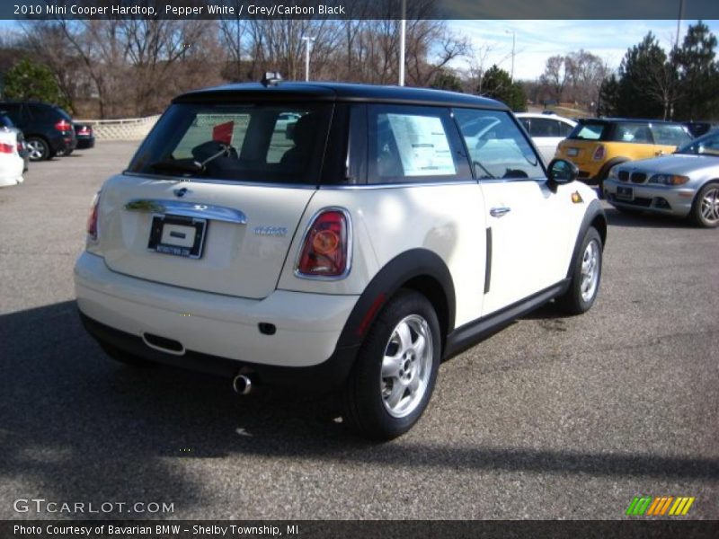 Pepper White / Grey/Carbon Black 2010 Mini Cooper Hardtop