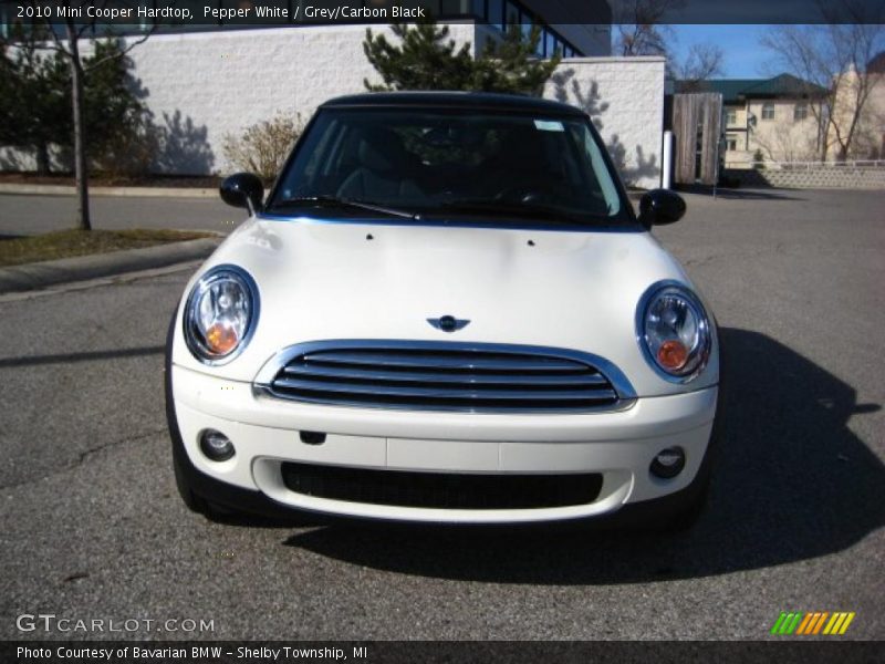 Pepper White / Grey/Carbon Black 2010 Mini Cooper Hardtop
