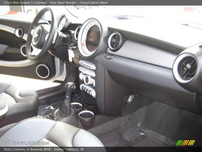 Pure Silver Metallic / Grey/Carbon Black 2010 Mini Cooper S Clubman