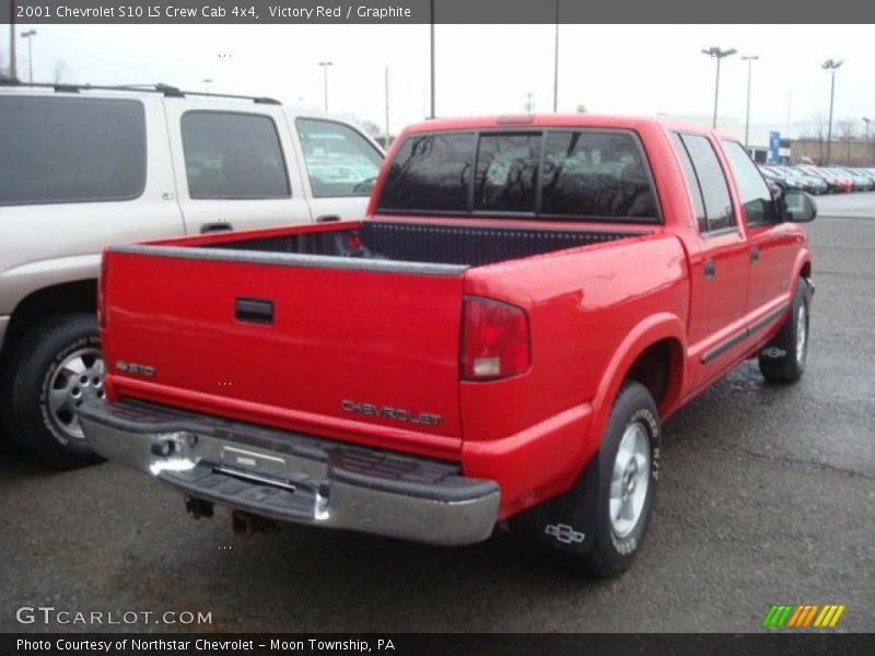 Victory Red / Graphite 2001 Chevrolet S10 LS Crew Cab 4x4
