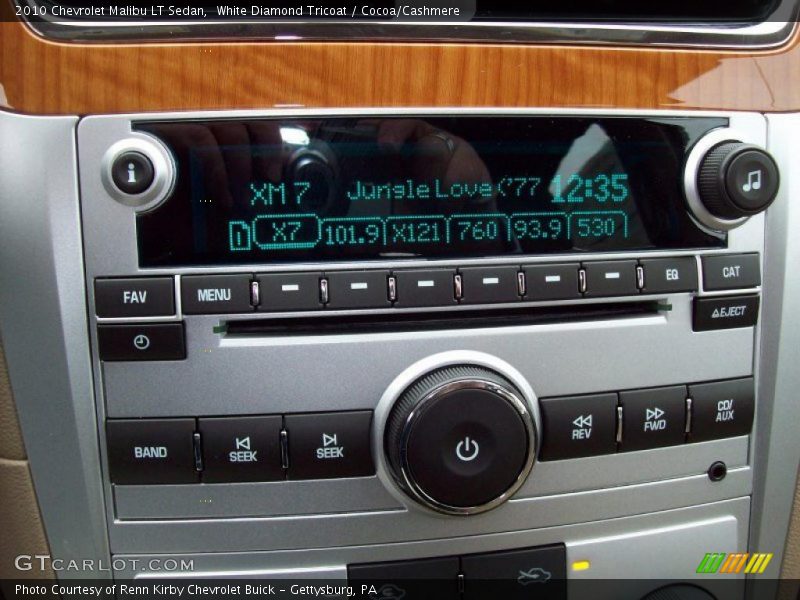 White Diamond Tricoat / Cocoa/Cashmere 2010 Chevrolet Malibu LT Sedan
