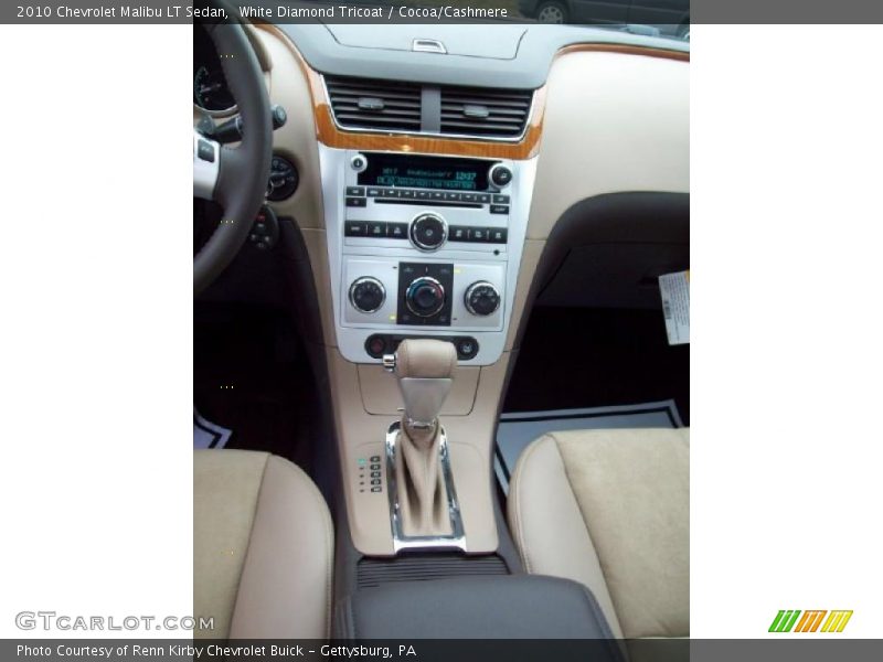White Diamond Tricoat / Cocoa/Cashmere 2010 Chevrolet Malibu LT Sedan