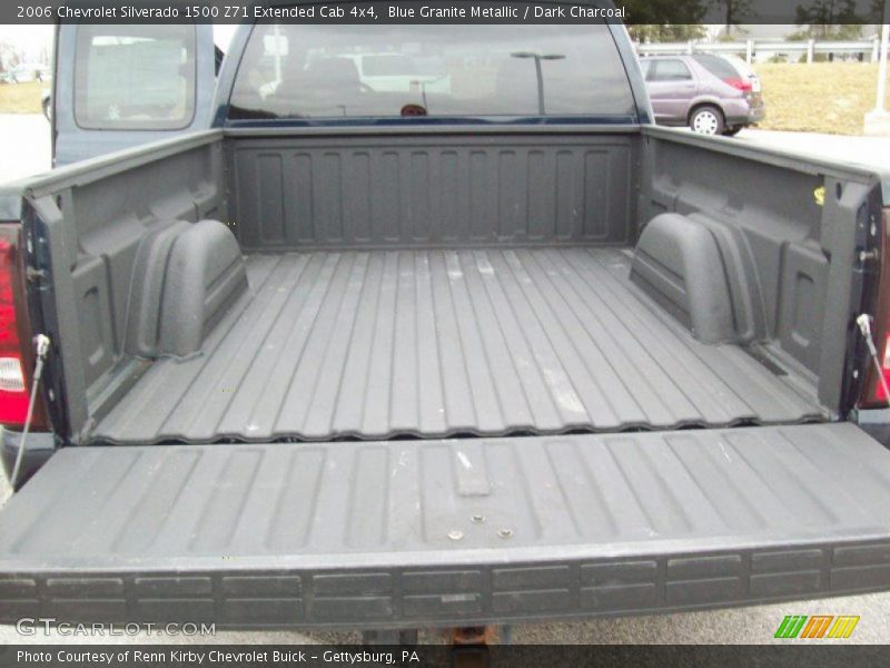 Blue Granite Metallic / Dark Charcoal 2006 Chevrolet Silverado 1500 Z71 Extended Cab 4x4