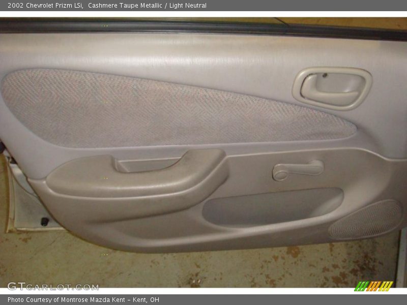 Cashmere Taupe Metallic / Light Neutral 2002 Chevrolet Prizm LSi