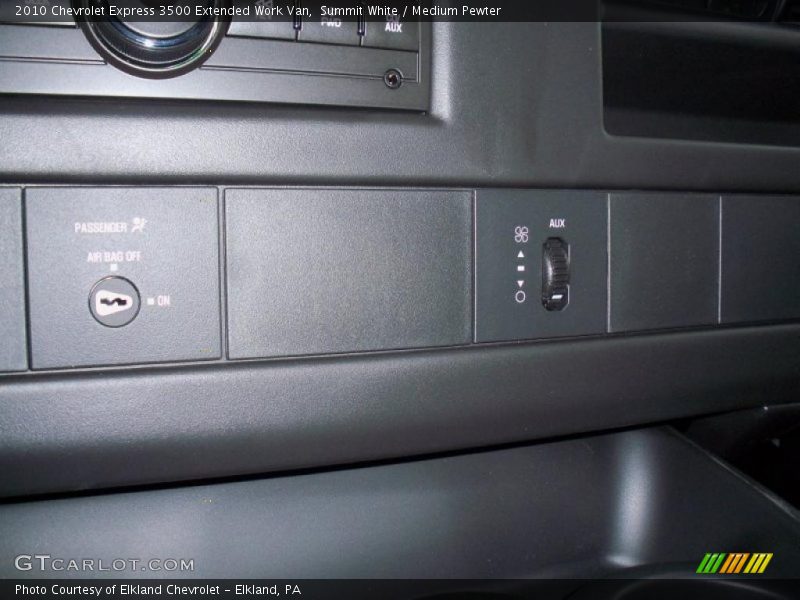 Summit White / Medium Pewter 2010 Chevrolet Express 3500 Extended Work Van
