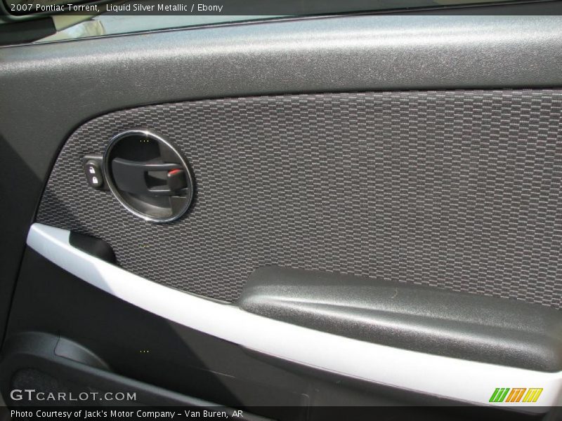 Liquid Silver Metallic / Ebony 2007 Pontiac Torrent