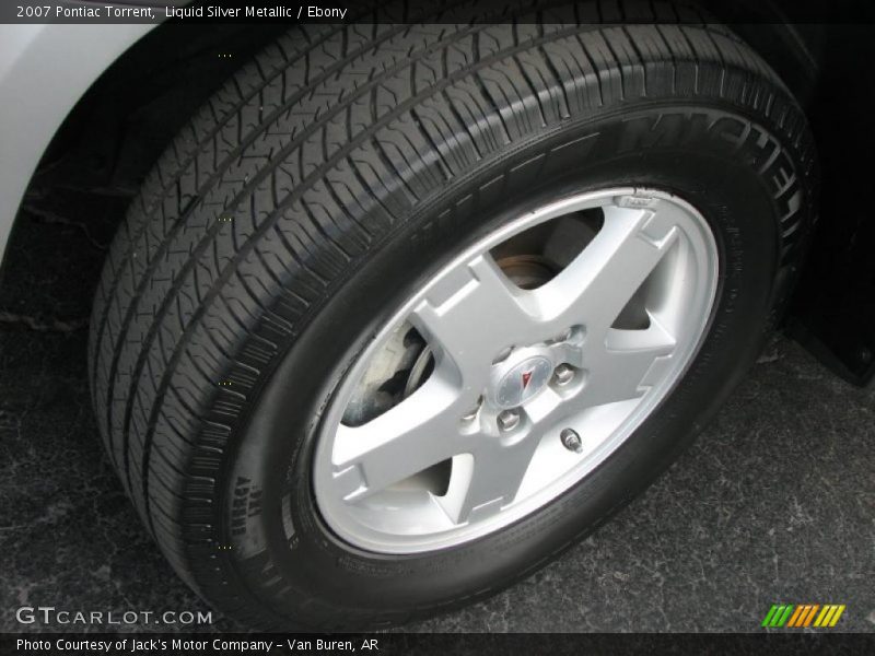 Liquid Silver Metallic / Ebony 2007 Pontiac Torrent