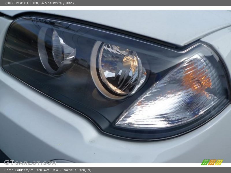 Alpine White / Black 2007 BMW X3 3.0si