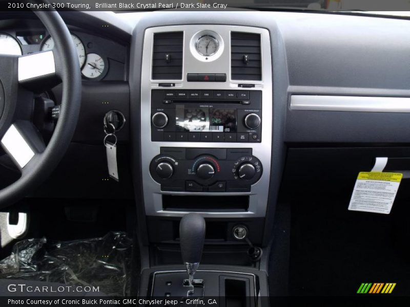 Brilliant Black Crystal Pearl / Dark Slate Gray 2010 Chrysler 300 Touring
