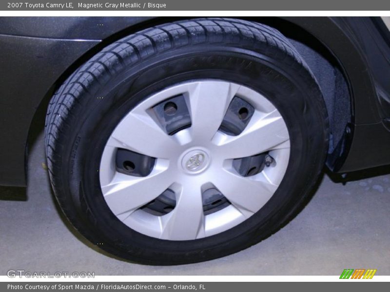 Magnetic Gray Metallic / Bisque 2007 Toyota Camry LE